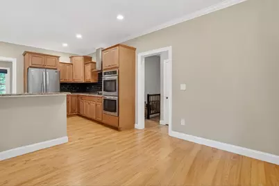 32 Bissonnette Cir, Southampton, MA 01073 - Photo 8