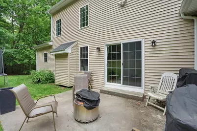 32 Bissonnette Cir, Southampton, MA 01073 - Photo 32