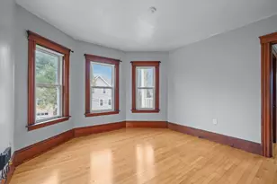 41 Tatman St, Worcester, MA 01607 - Photo 2