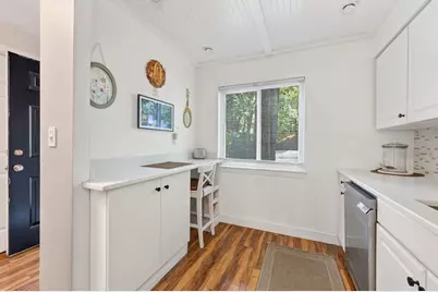 1 Beals Cove Rd #D, Hingham, MA 02043 - Photo 2