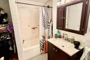 66 Roseland, Somerville, MA 02143 - Photo 10