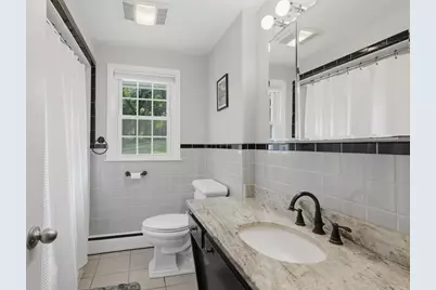51 Tyler St, Methuen, MA 01844 - Photo 8