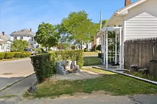 10 Elizabeth St, Taunton, MA 02780 - Photo 26