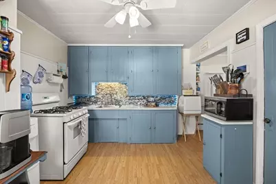 10 Elizabeth Street, Taunton, MA 02780 - Photo 18