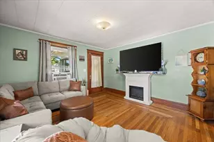 10 Elizabeth St, Taunton, MA 02780 - Photo 10