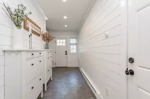 5 Crest Dr, Lakeville, MA 02347 - Photo 2