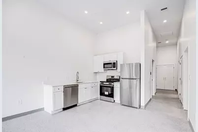 80 Middlesex St #206, Lowell, MA 01852 - Photo 4