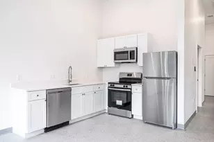80 Middlesex St, Lowell, MA 01852 - Photo 4