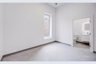 80 Middlesex St #306, Lowell, MA 01852 - Photo 8
