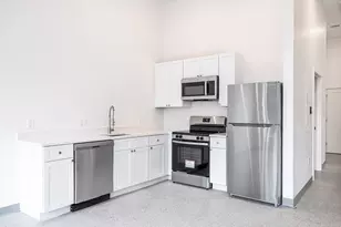 80 Middlesex St, Lowell, MA 01852 - Photo 4
