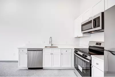 80 Middlesex St #306, Lowell, MA 01852 - Photo 2