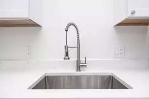 80 Middlesex St, Lowell, MA 01852 - Photo 8