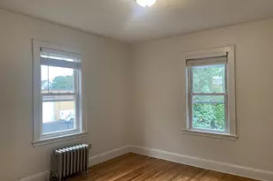 29 Gibson St, Boston, MA 02122 - Photo 4