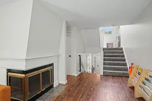 113 Ridgefield Cir, Clinton, MA 01510 - Photo 8