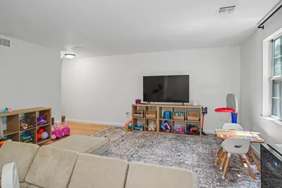113 Ridgefield Circle #C, Clinton, MA 01510 - Photo 4
