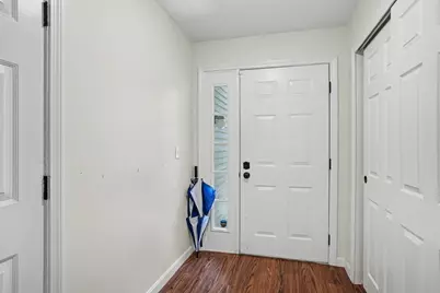 113 Ridgefield Circle #C, Clinton, MA 01510 - Photo 2