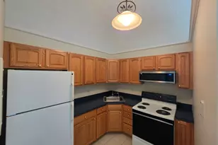 33 Randolph St, Abington, MA 02351 - Photo 2