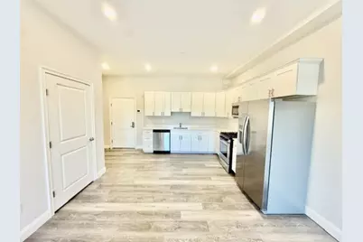 5 Fremont #105, Winthrop, MA 02152 - Photo 4