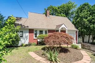 16 Roundwood Rd, Newton, MA 02464 - Photo 40