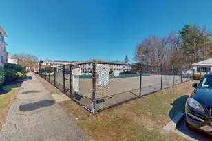137 Lake Shore Rd, Boston, MA 02135 - Photo 18