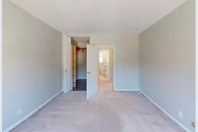 137 Lake Shore Rd #4, Boston, MA 02135 - Photo 10