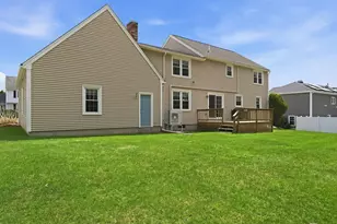32 Dolly Dr, Worcester, MA 01604 - Photo 2
