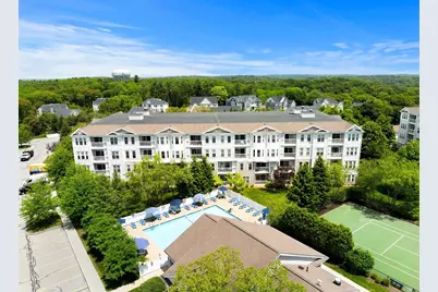 204 Clocktower Drive #307, Waltham, MA 02452 - Photo 2