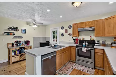 10 Burnett, Fitchburg, MA 01420 - Photo 10