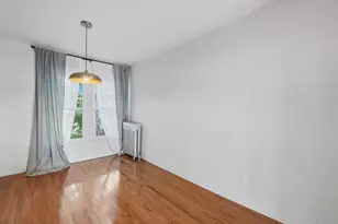 46 Summer St, Adams, MA 01220 - Photo 12