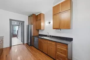 46 Summer St, Adams, MA 01220 - Photo 10