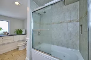 683 Massachusetts Ave, Boston, MA 02118 - Photo 18