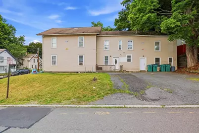 21 Winthrop St, Fitchburg, MA 01420 - Photo 2