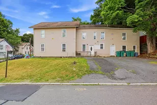 21 Winthrop St, Fitchburg, MA 01420 - Photo 2