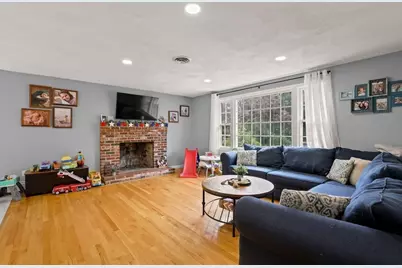 27 Alden Rd, Wareham, MA 02571 - Photo 2