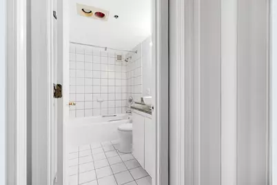 170 Tremont St #204, Boston, MA 02111 - Photo 10