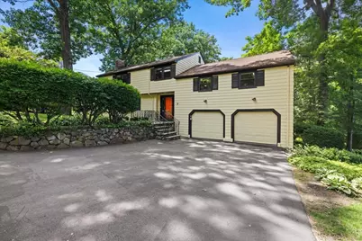 9 Plymouth Rd, Winchester, MA 01890 - Photo 2