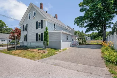 13 Hamilton St, Framingham, MA 01701 - Photo 32