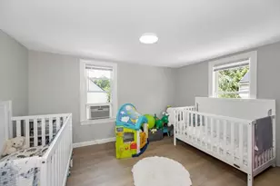 13 Hamilton St, Framingham, MA 01701 - Photo 24