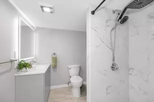 13 Hamilton St, Framingham, MA 01701 - Photo 26