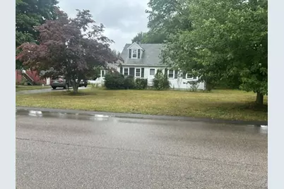8 North St, Bridgewater, MA 02324 - Photo 1