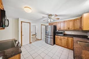 19 Blanchard Rd, Wilmington, MA 01887 - Photo 16