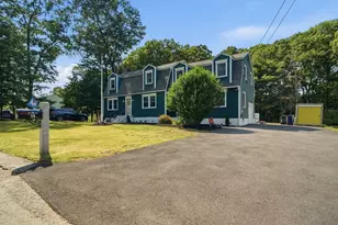 19 Blanchard Rd, Wilmington, MA 01887 - Photo 6