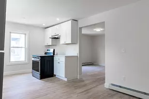 71 Friend St, Gloucester, MA 01930 - Photo 2