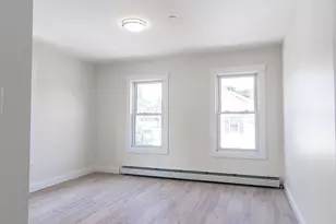 71 Friend St, Gloucester, MA 01930 - Photo 12