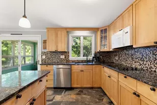 5 Paradise Rd, Beverly, MA 01915 - Photo 16