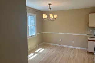 84 Tennis Plaza Rd, Dracut, MA 01826 - Photo 4