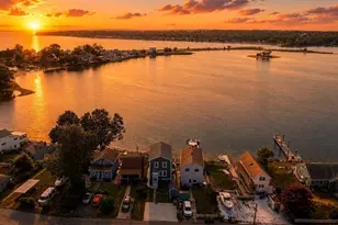 158 Ocean View, Swansea, MA 02777 - Photo 2