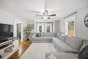 4 Dwight St, Fitchburg, MA 01420 - Photo 6