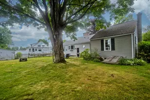 35 Pinehurst St, Westfield, MA 01085 - Photo 6