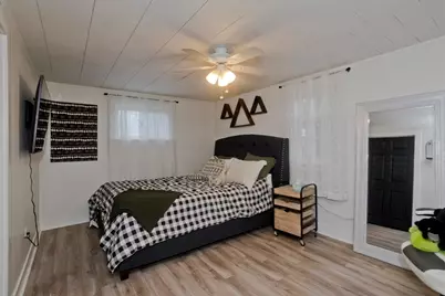 35 Pinehurst St, Westfield, MA 01085 - Photo 24
